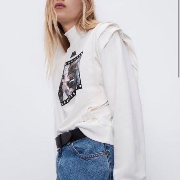 Zara X Star Wars Princess Leia and Han Solo Disney Colab Mock Neck Sweater - Picture 1 of 9